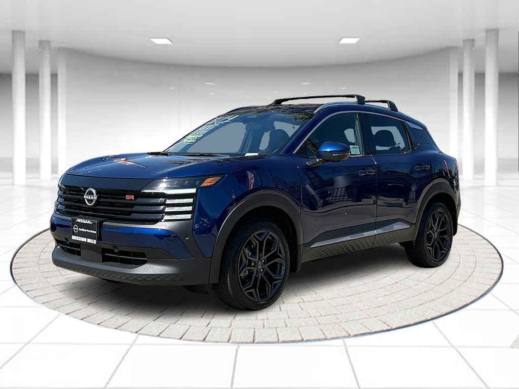 2025 Nissan Kicks SR