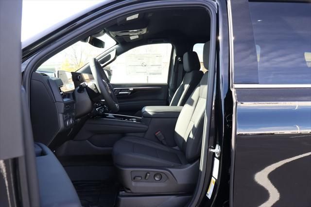 Thumbnail: 2026 Chevrolet Suburban - 15