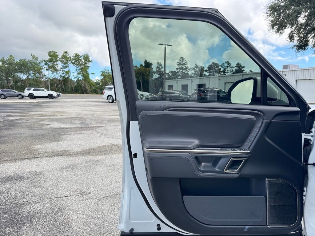 2022 Rivian R1T Adventure photo 31
