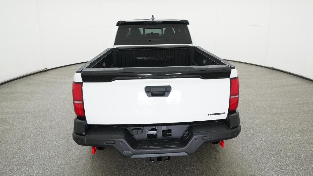 Thumbnail: 2025 Toyota Tacoma - 25