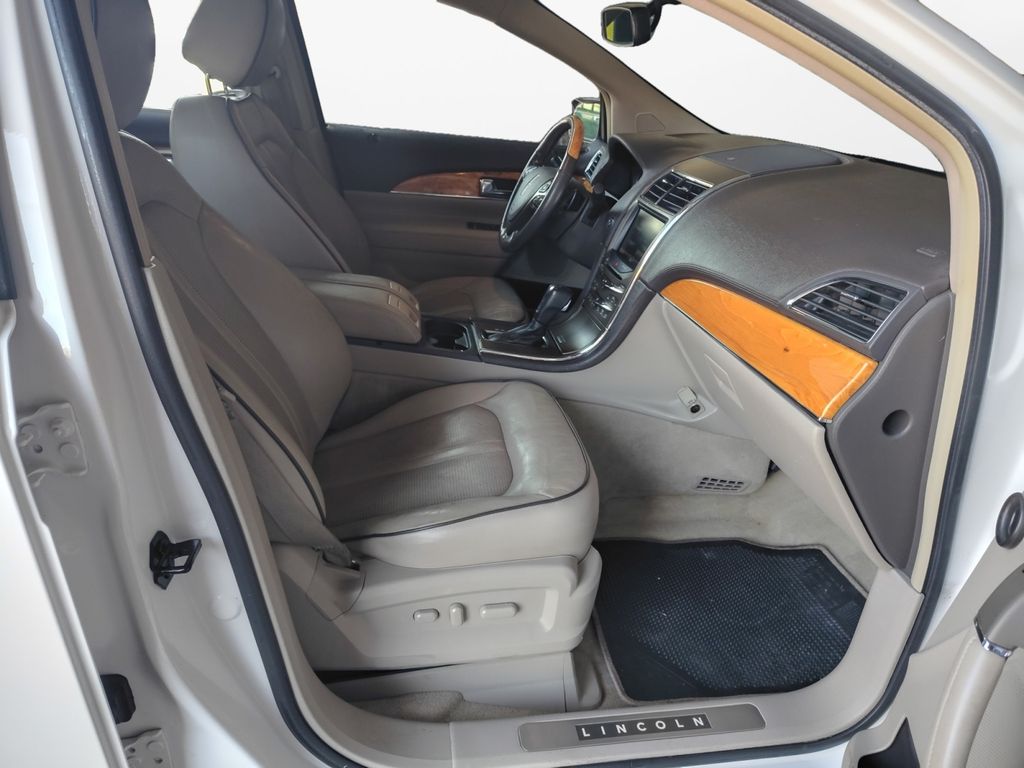 Used Car 2013 Lincoln Mkx  Base For Sale Under $12,000 In Austin, Texas