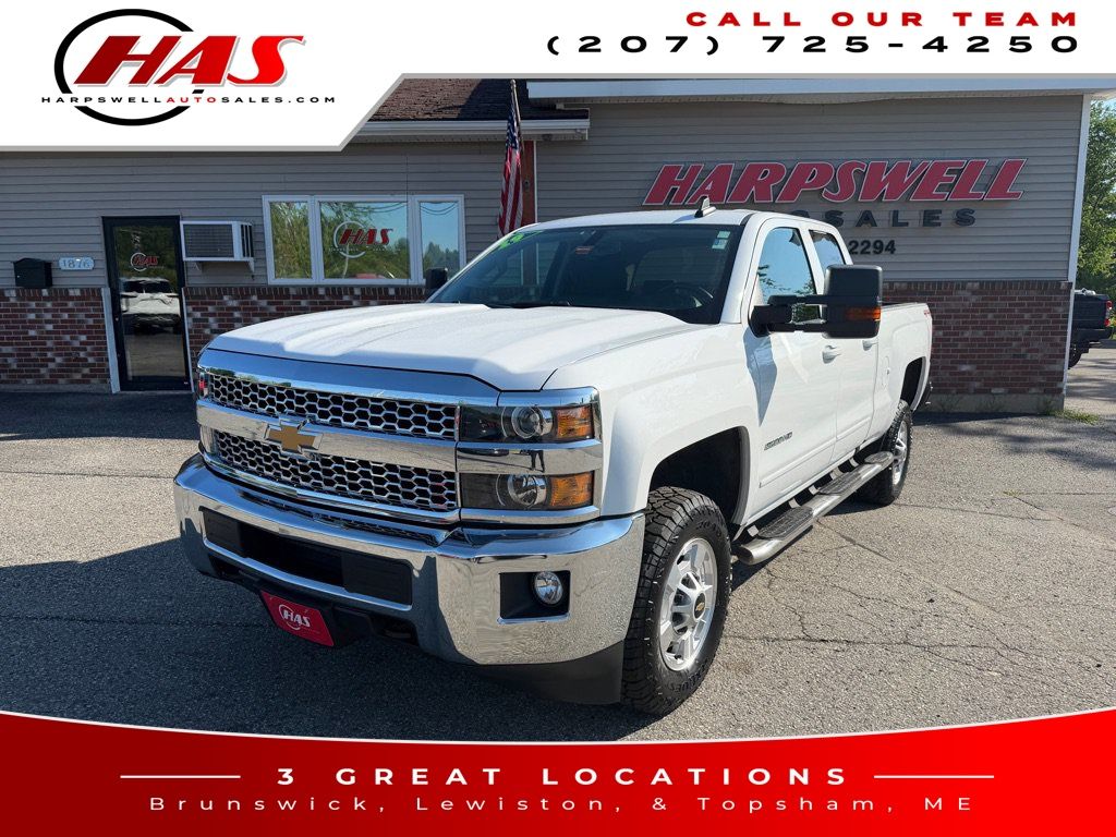 Summit White 2019 Chevrolet Silverado 2500HD Pickup Truck Four-Wheel Drive 6-Speed Automatic Overdrive