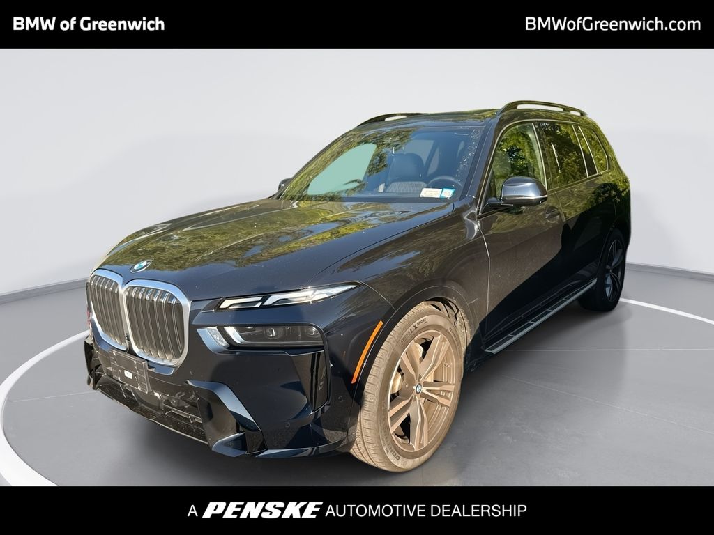 2023 BMW X7 xDrive40i Hero Image