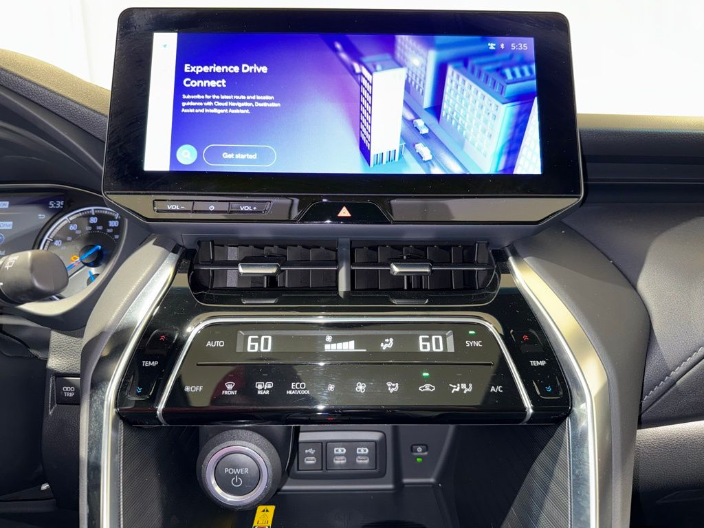 2023 Toyota Venza Nightshade Edition 28