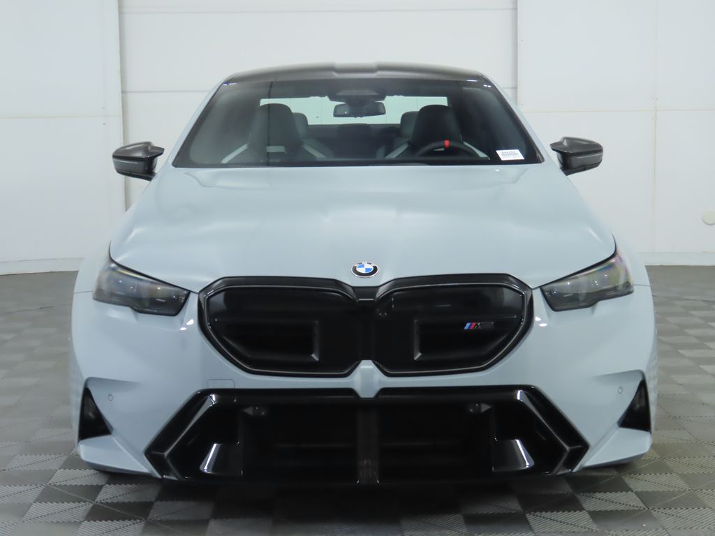 Thumbnail: 2026 BMW M5 - 2