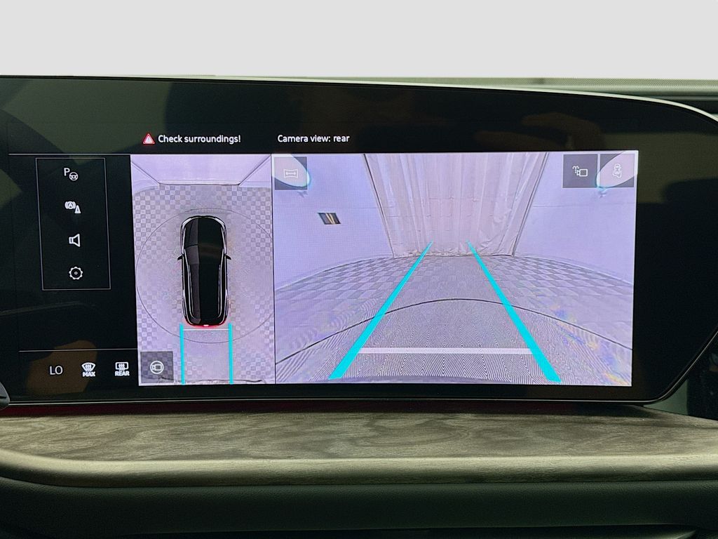 Thumbnail: 2025 Audi Q5 - 15