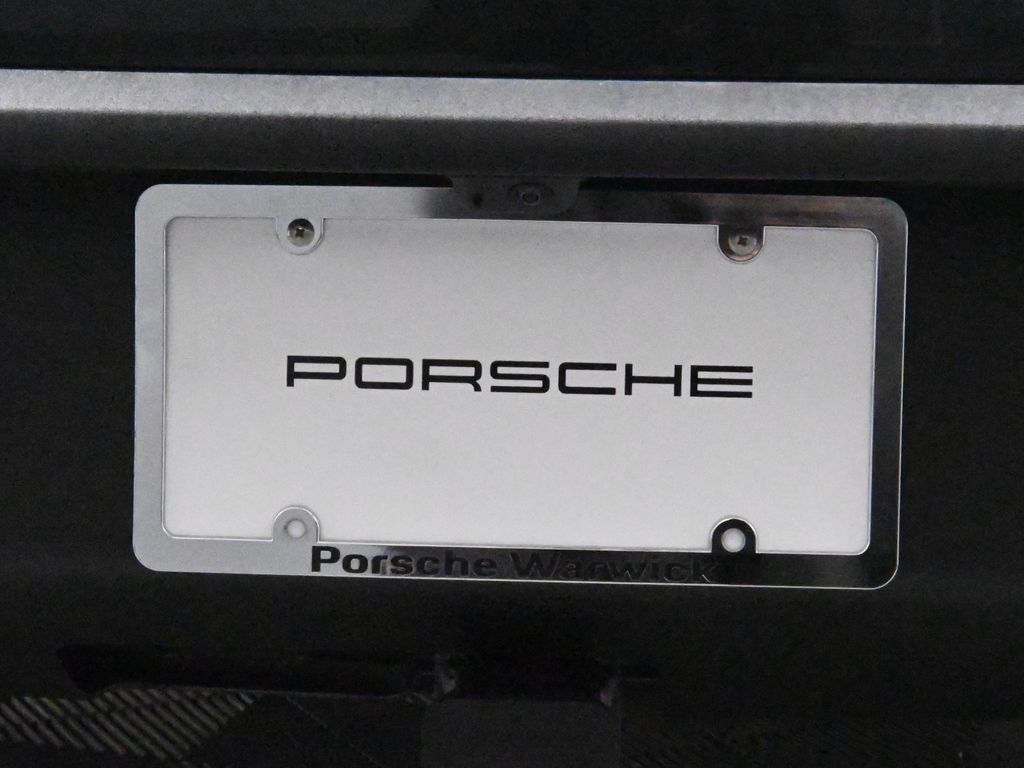 Thumbnail: 2025 Porsche Macan - 15