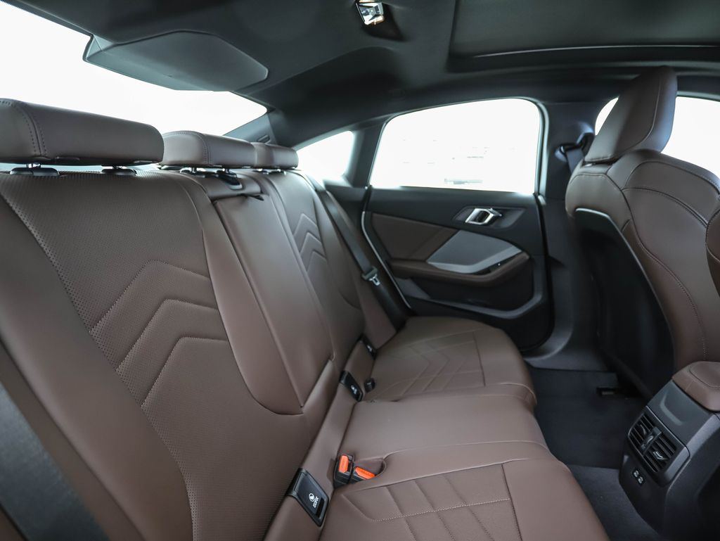 Thumbnail: 2026 BMW 2 Series - 27