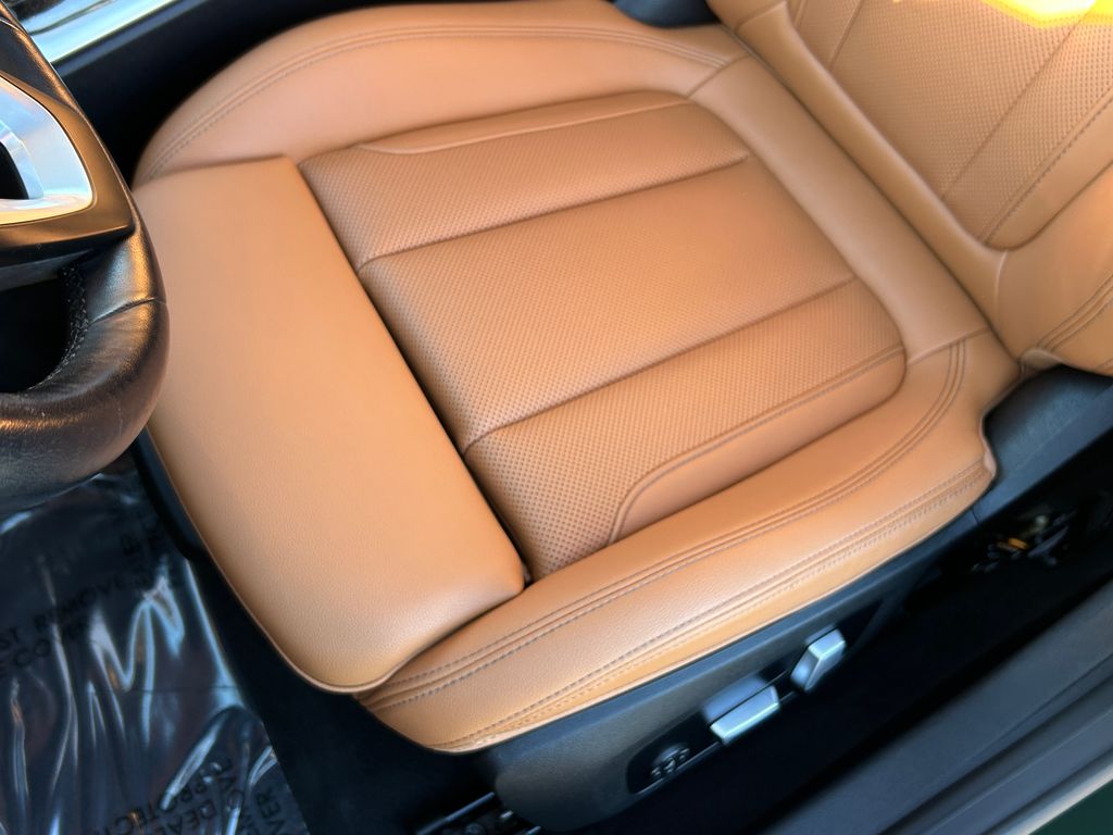 Thumbnail: 2023 BMW i4 - 15
