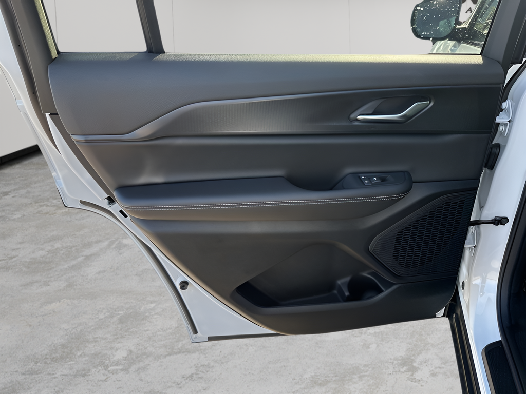 New Car 2025 Jeep Grand Cherokee L  For Sale Under $50,000 In Austin, Texas