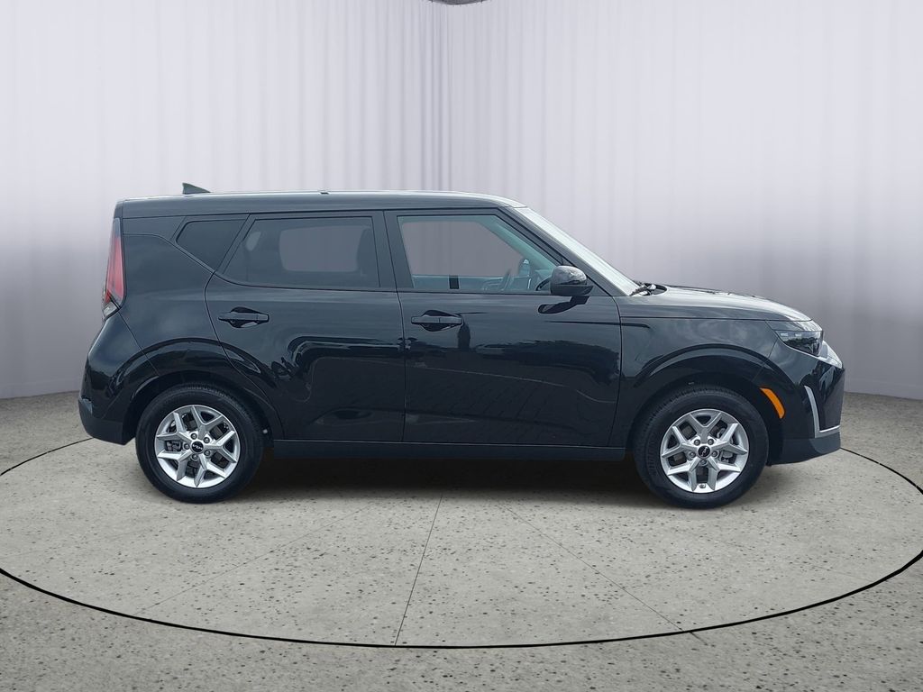 Used 2025 Black Kia LX image 2