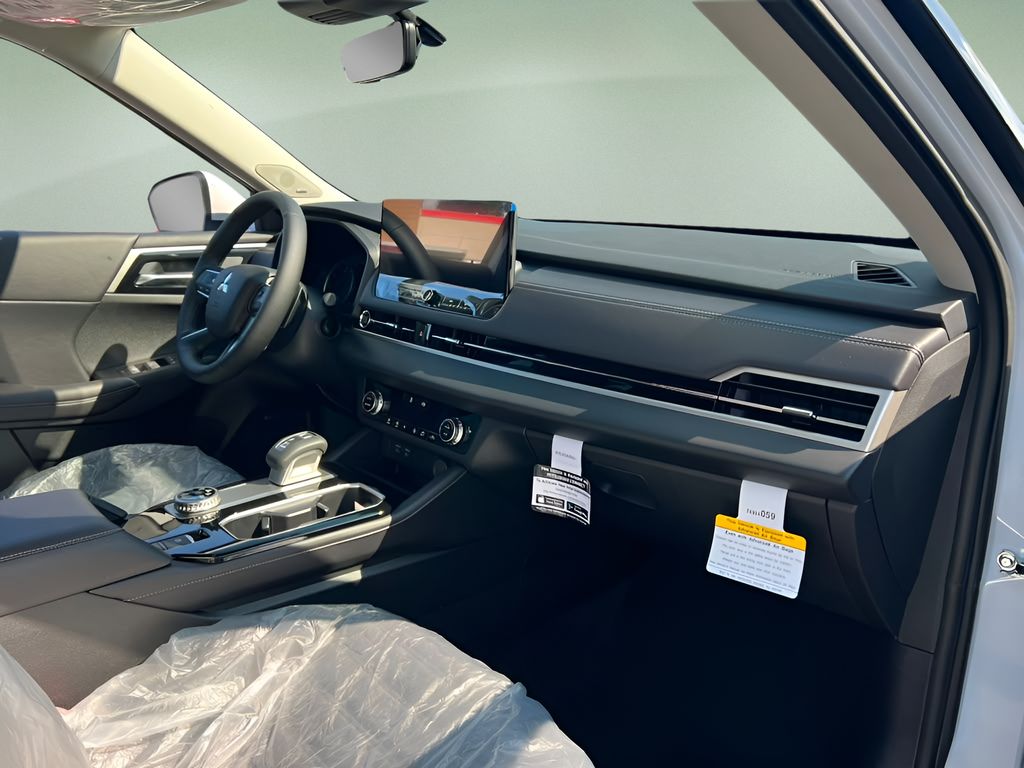 New 2026 Mitsubishi Outlander SUV