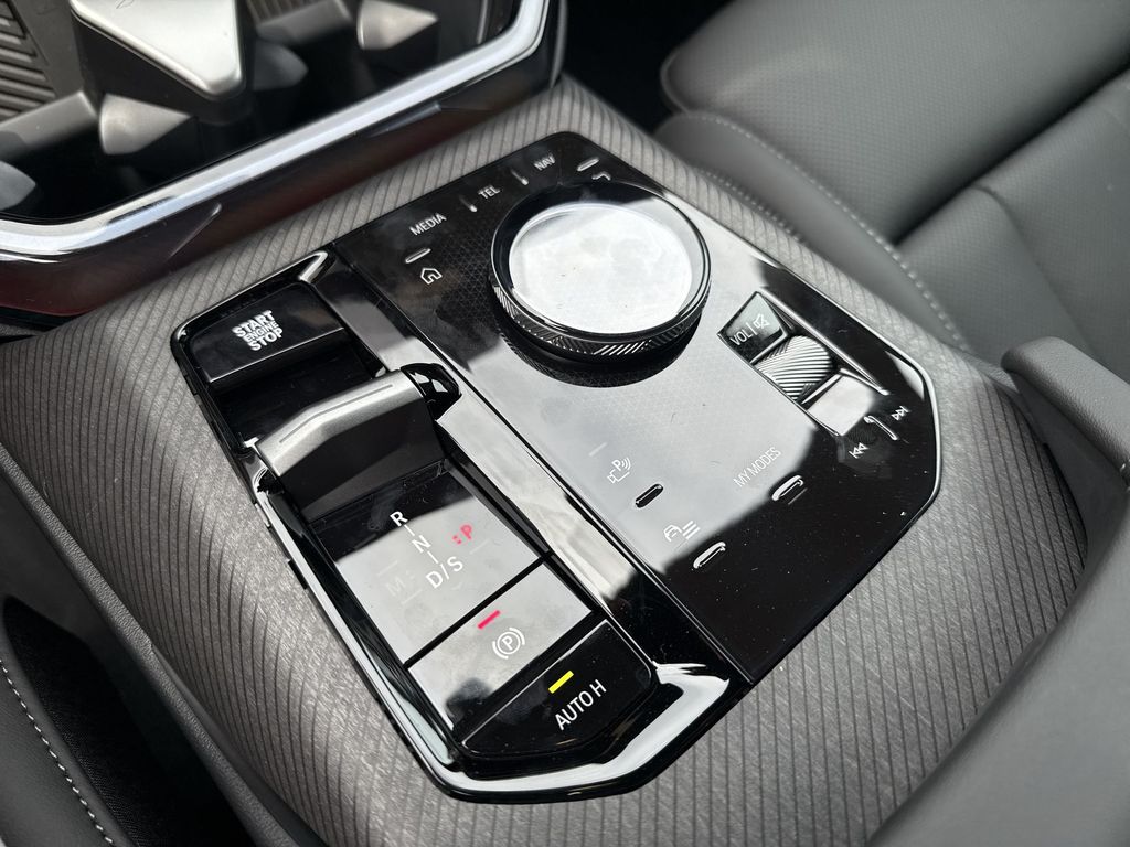 Thumbnail: 2026 BMW X3 - 20