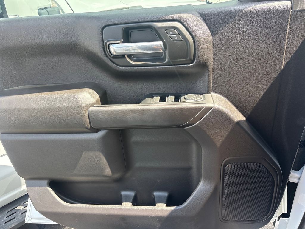Used Car 2024 Chevrolet Silverado 1500  Custom For Sale Under $35,000 In Austin, Texas