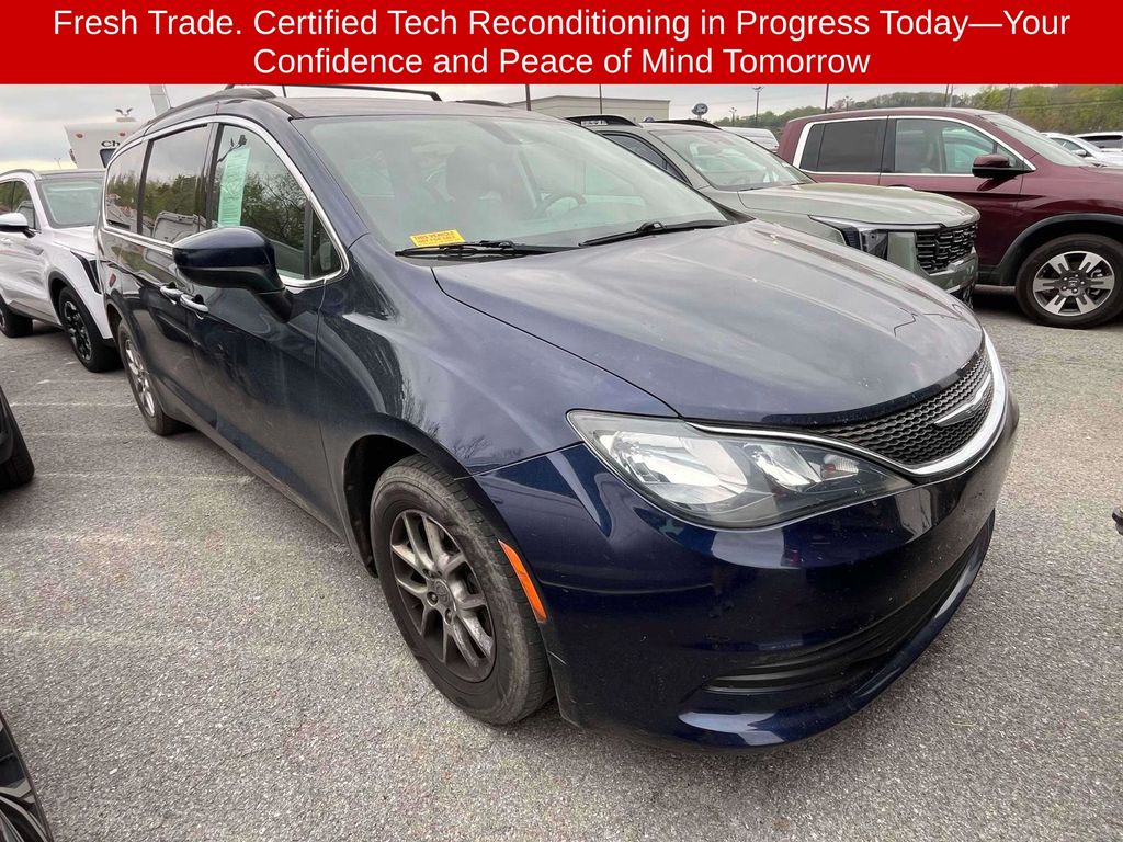 Blue Pearl 2017 Chrysler Pacifica Touring FWD Minivan Front-Wheel Drive 9-Speed Automatic