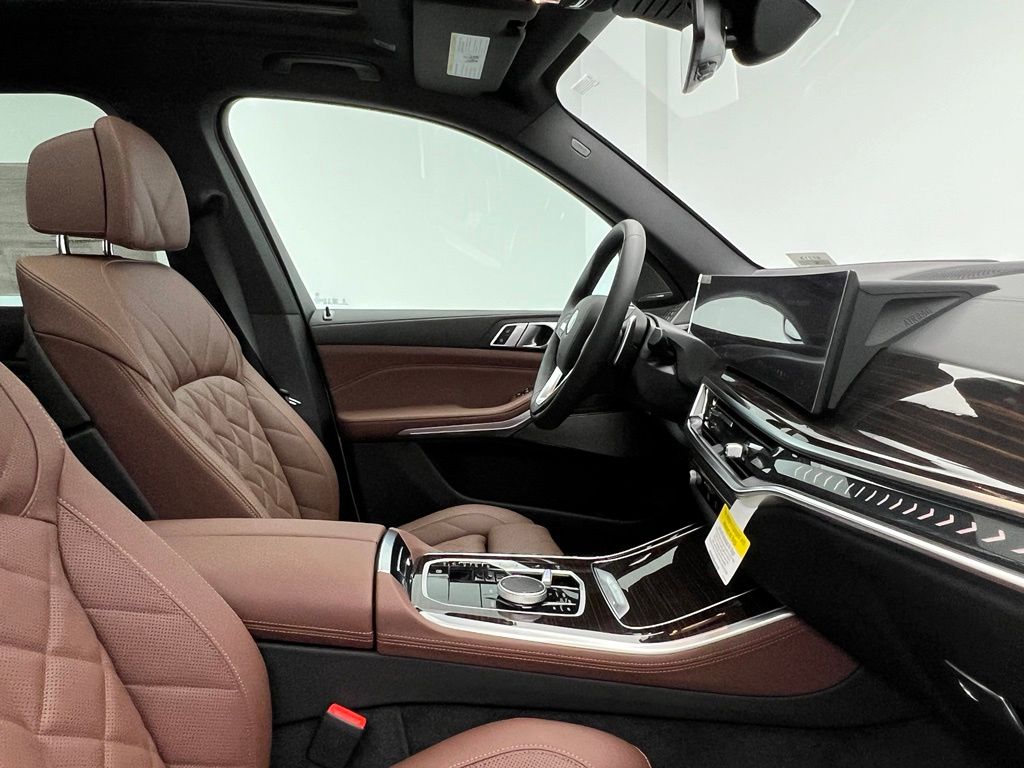 Thumbnail: 2026 BMW X5 - 6