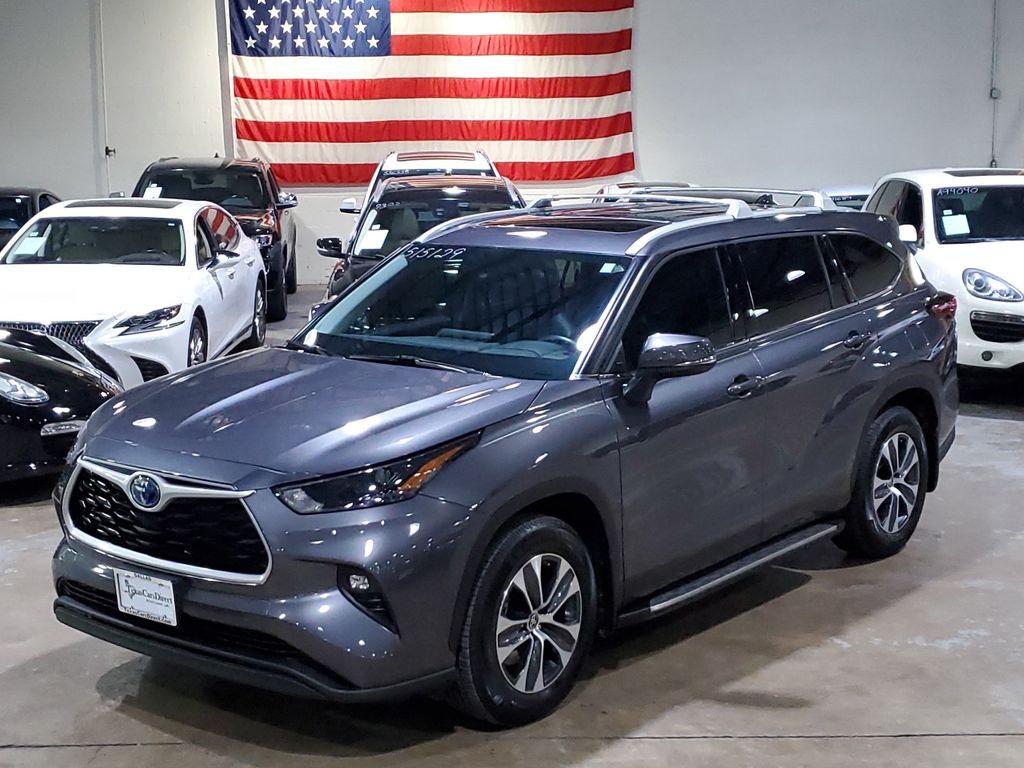 2022 Toyota Highlander Hybrid XLE 41