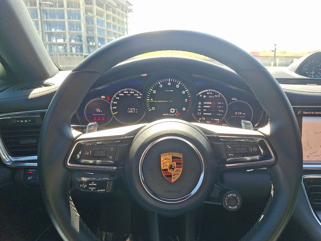 2022 Porsche Panamera 4 22