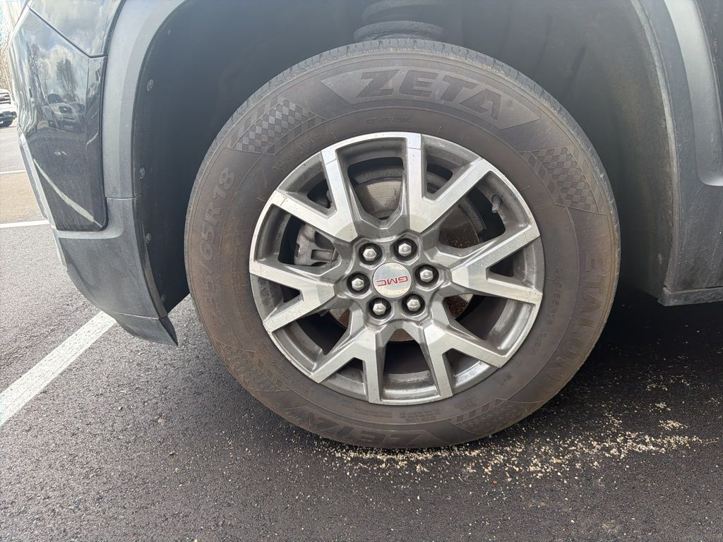 View vehicle photo 7