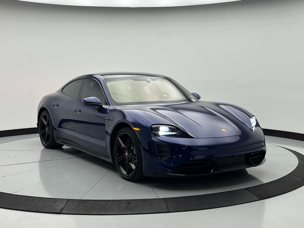 Thumbnail: 2021 Porsche Taycan - 7