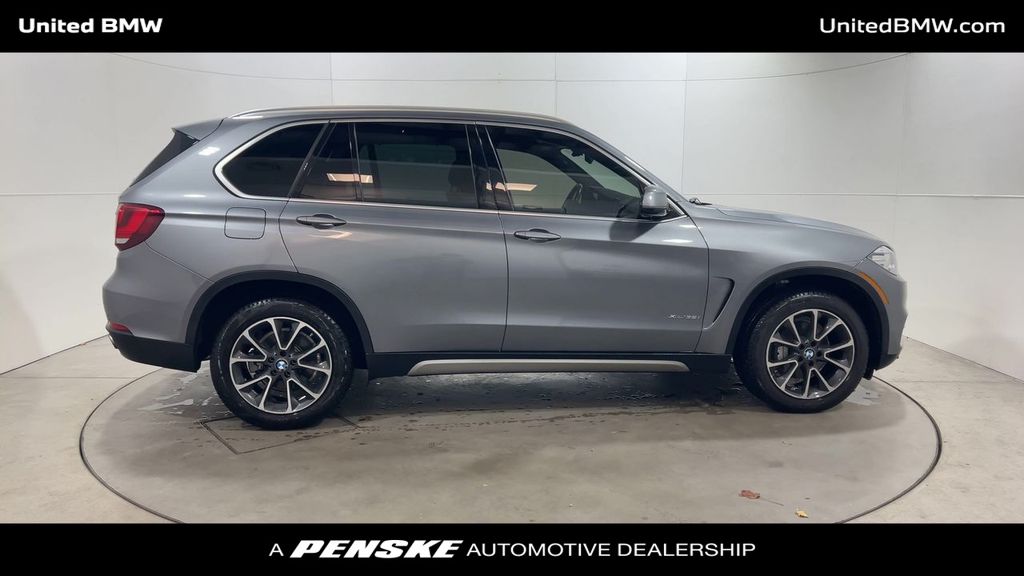 2017 BMW X5 xDrive35i 9