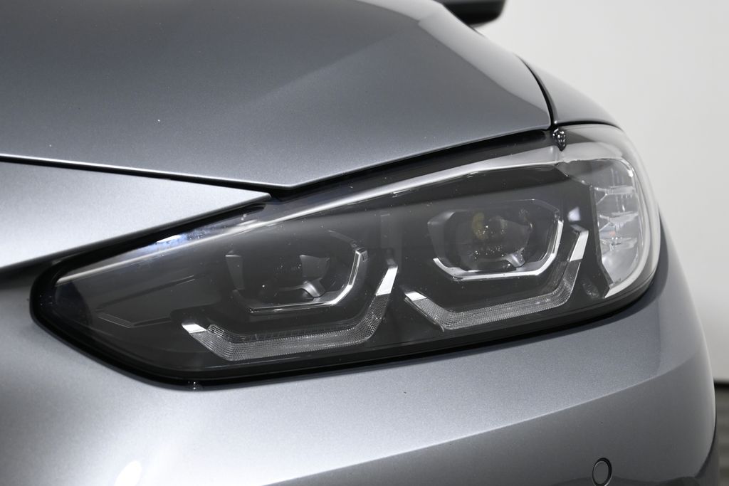 Thumbnail: 2023 BMW 4 Series - 19