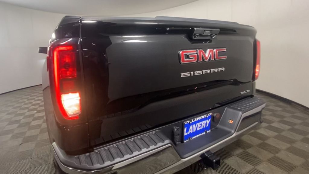 2024 GMC Sierra 1500 SLE 7