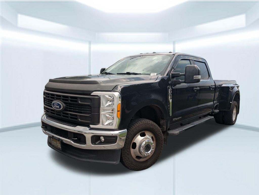 Black Metallic 2023 Ford F-350 Super Duty Pickup Truck Four-Wheel Drive Automatic
