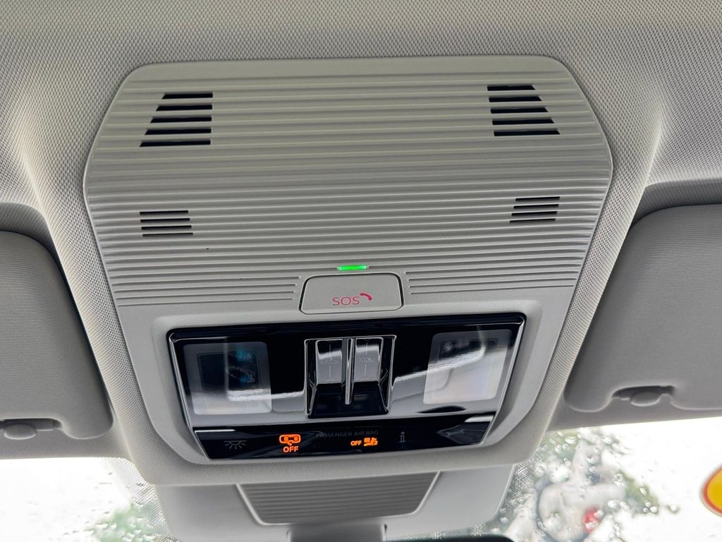 New 2026 Platinum Gray Metallic Volkswagen 2.0T SE image 15