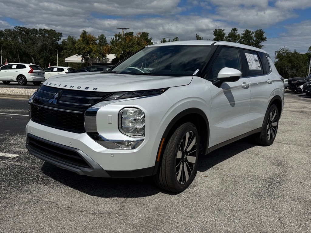 New 2025 Mitsubishi Outlander SUV