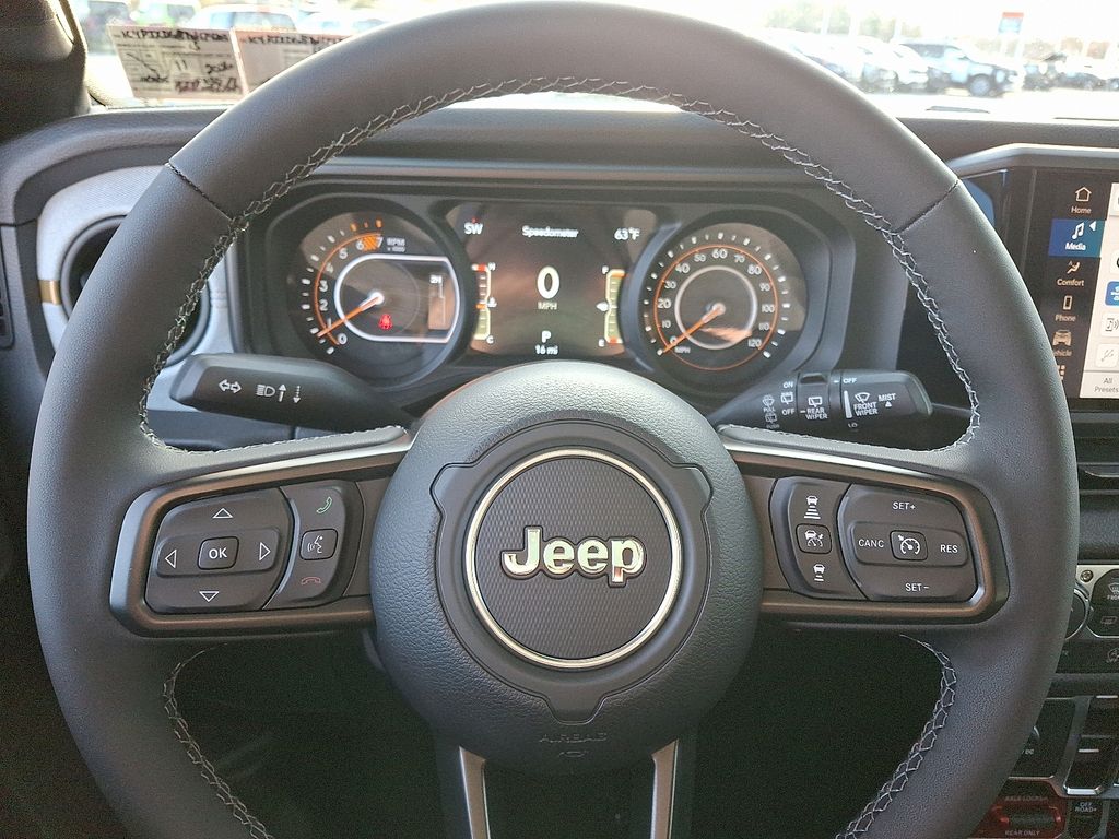 2026 Jeep Wrangler — photo 14