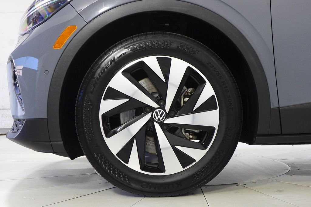 Thumbnail: 2023 Volkswagen ID.4 - 5