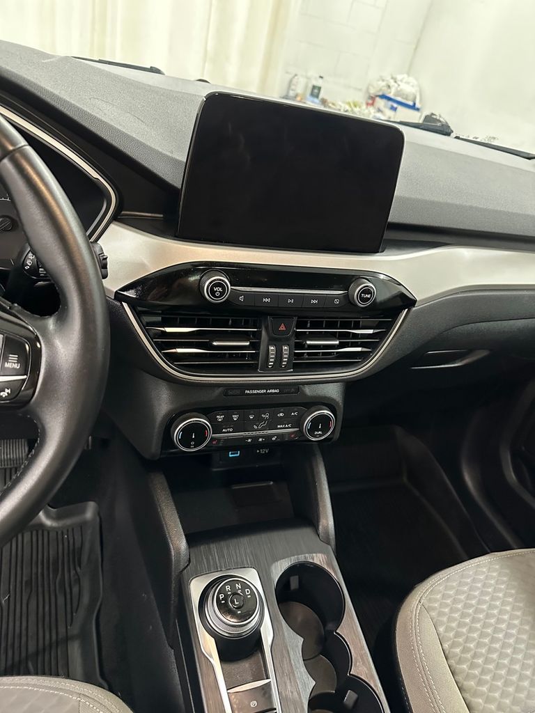 used 2022 Ford Escape car, priced at $19,985