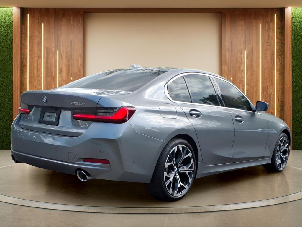 BMW3 Series33