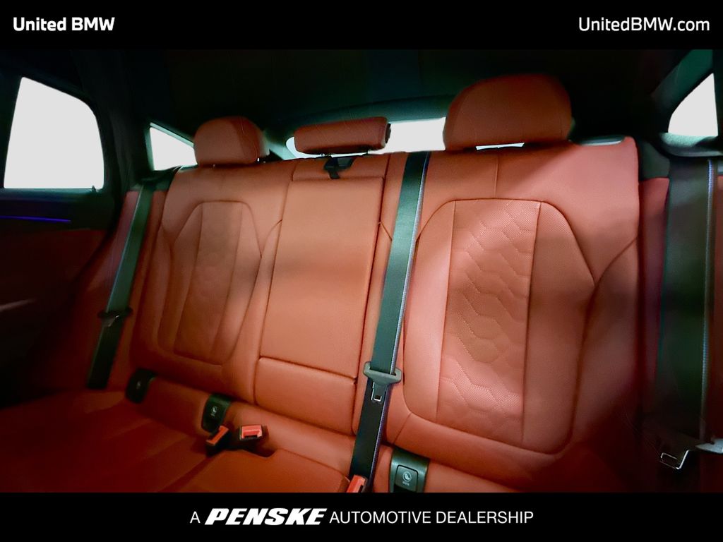 Thumbnail: 2023 BMW X4 - 13