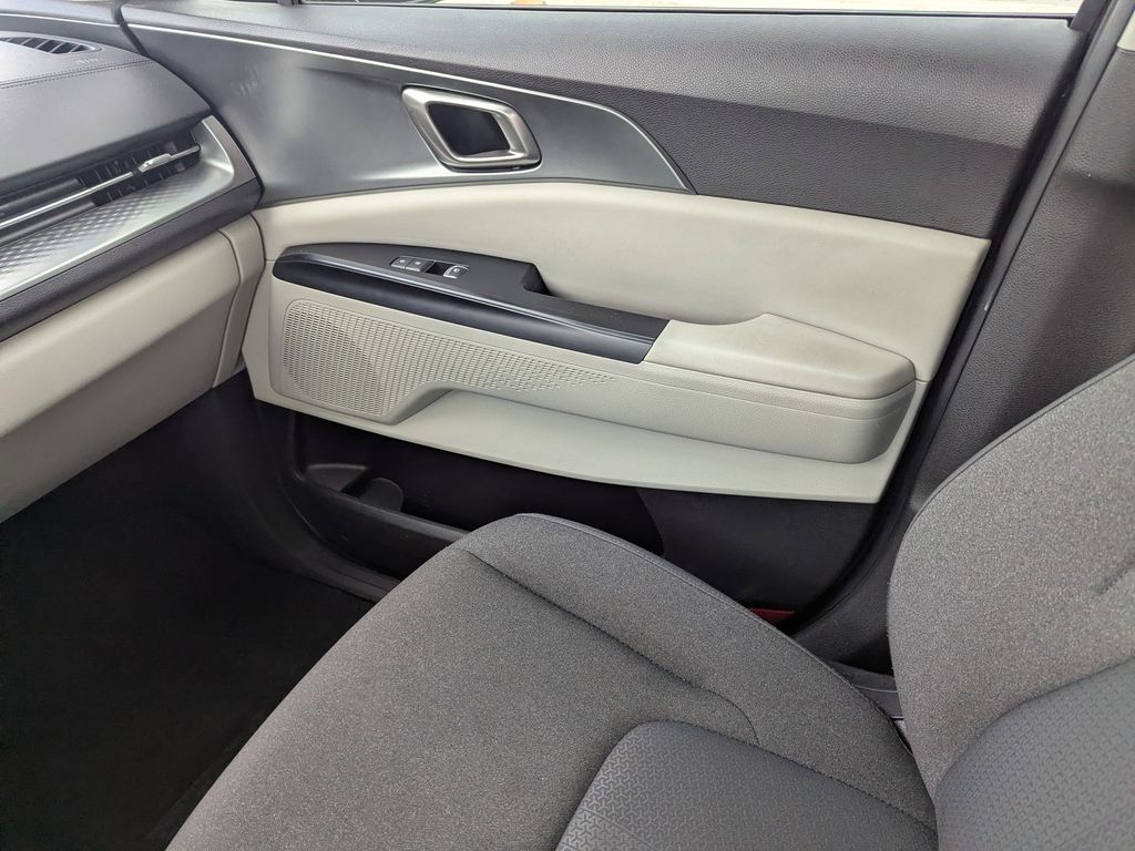 used 2024 Kia Carnival car, priced at $26,495