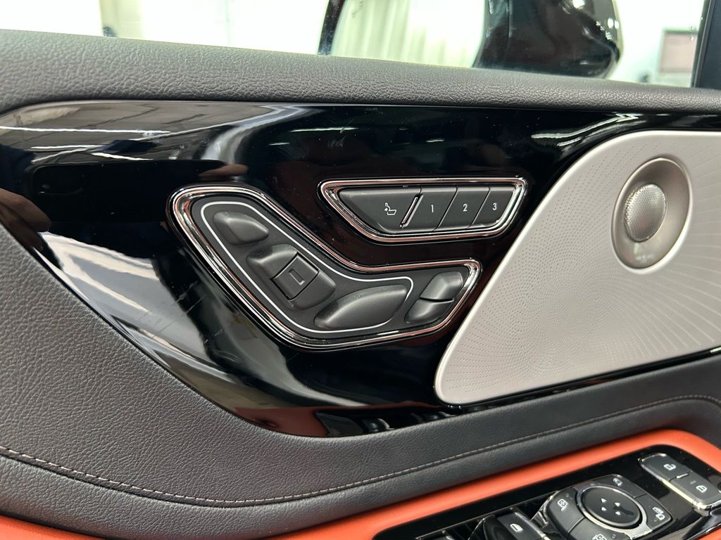 new 2026 Lincoln Aviator car, priced at $80,506