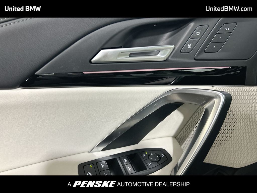 Thumbnail: 2026 BMW X1 - 11