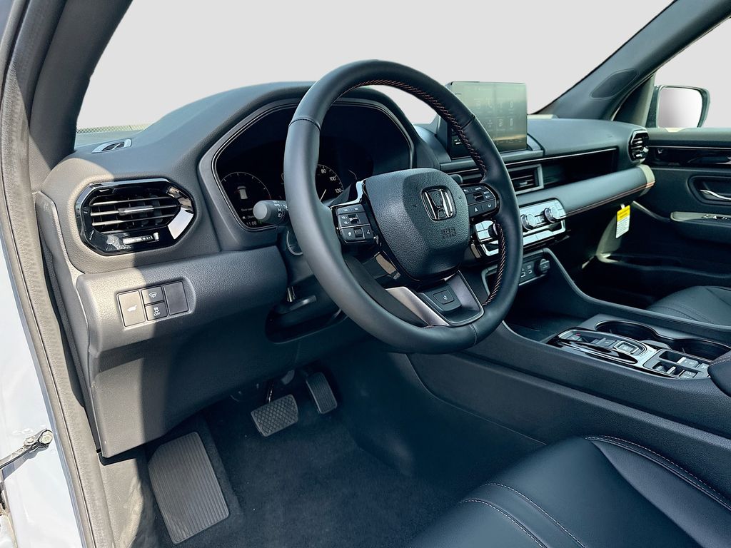 2025 Honda Pilot TrailSport 9