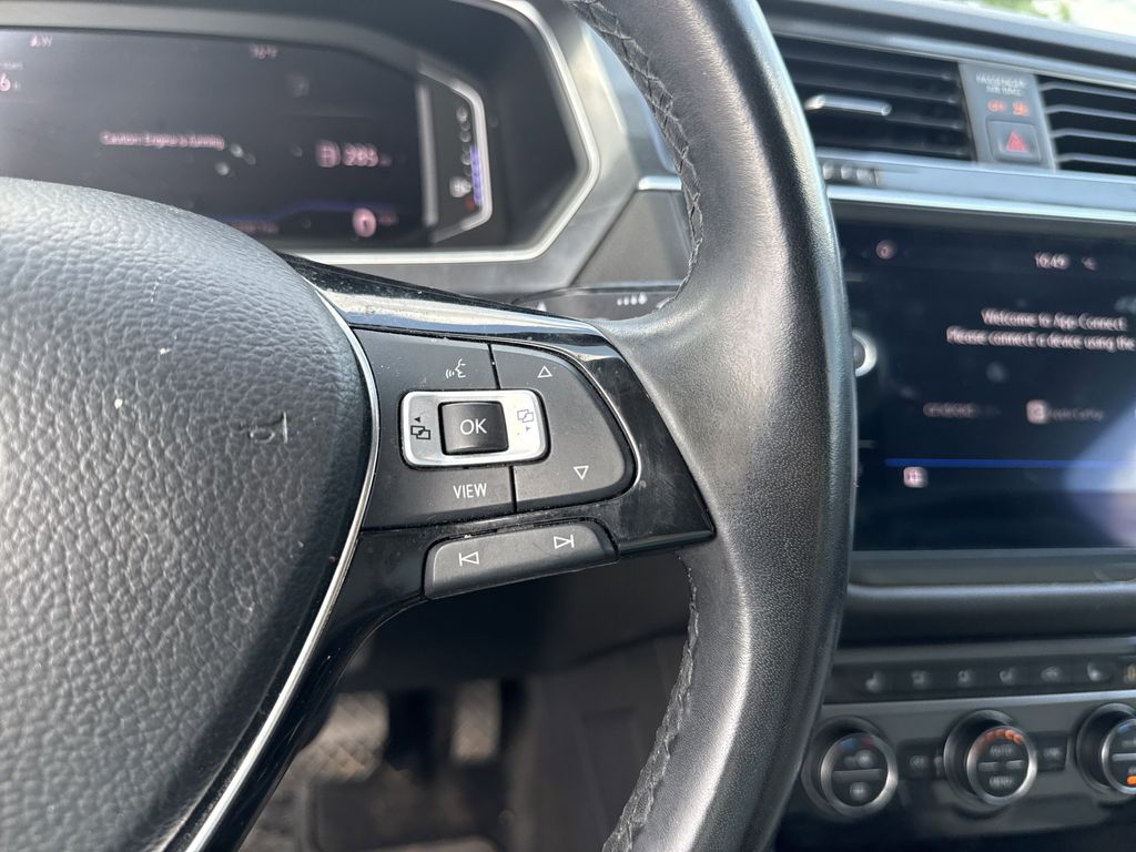 2019 Volkswagen Tiguan 2.0T SEL White at Bravo Nissan