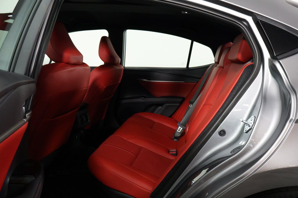 Thumbnail: 2025 Toyota Camry - 11