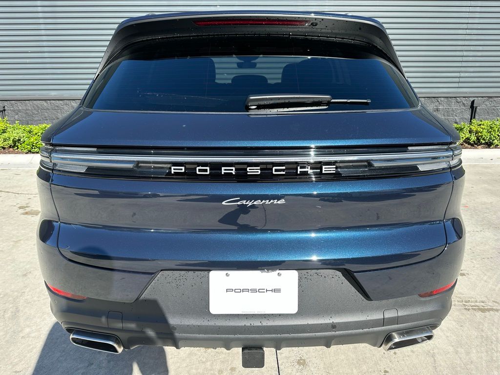 2025 Porsche Cayenne  10
