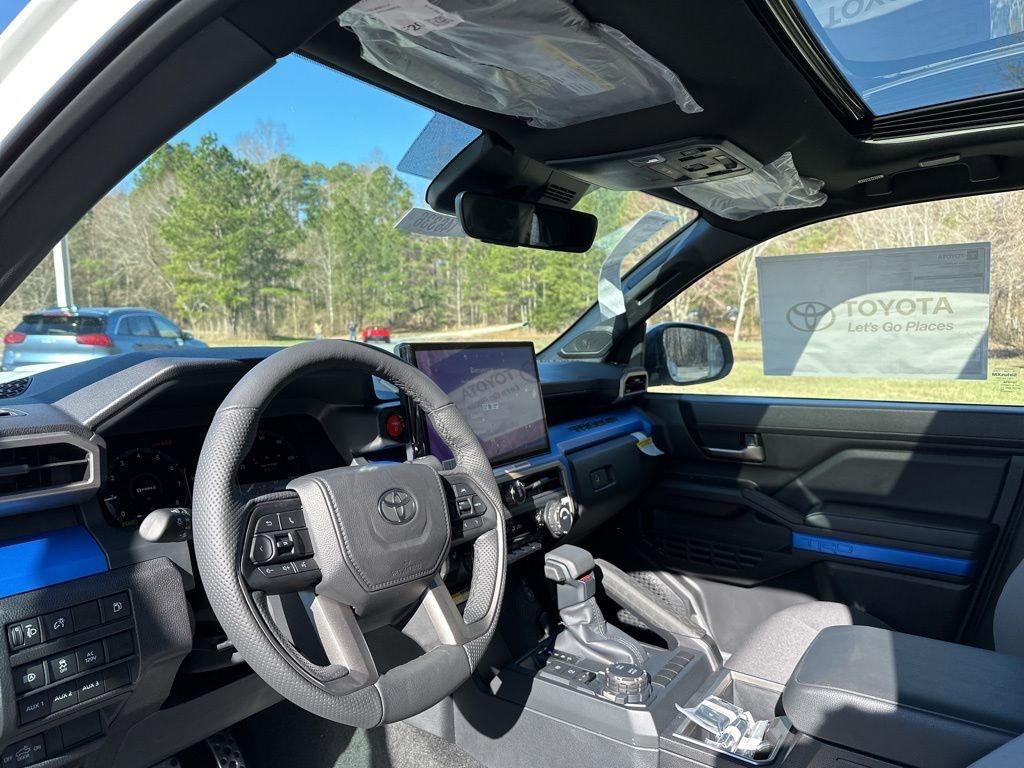 Tacoma i-FORCE MAX TRD Sport