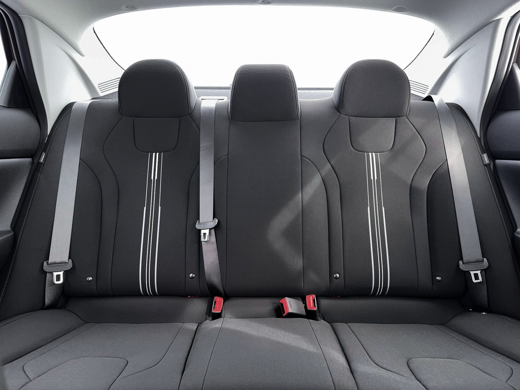 Thumbnail: 2026 Hyundai Elantra - 16