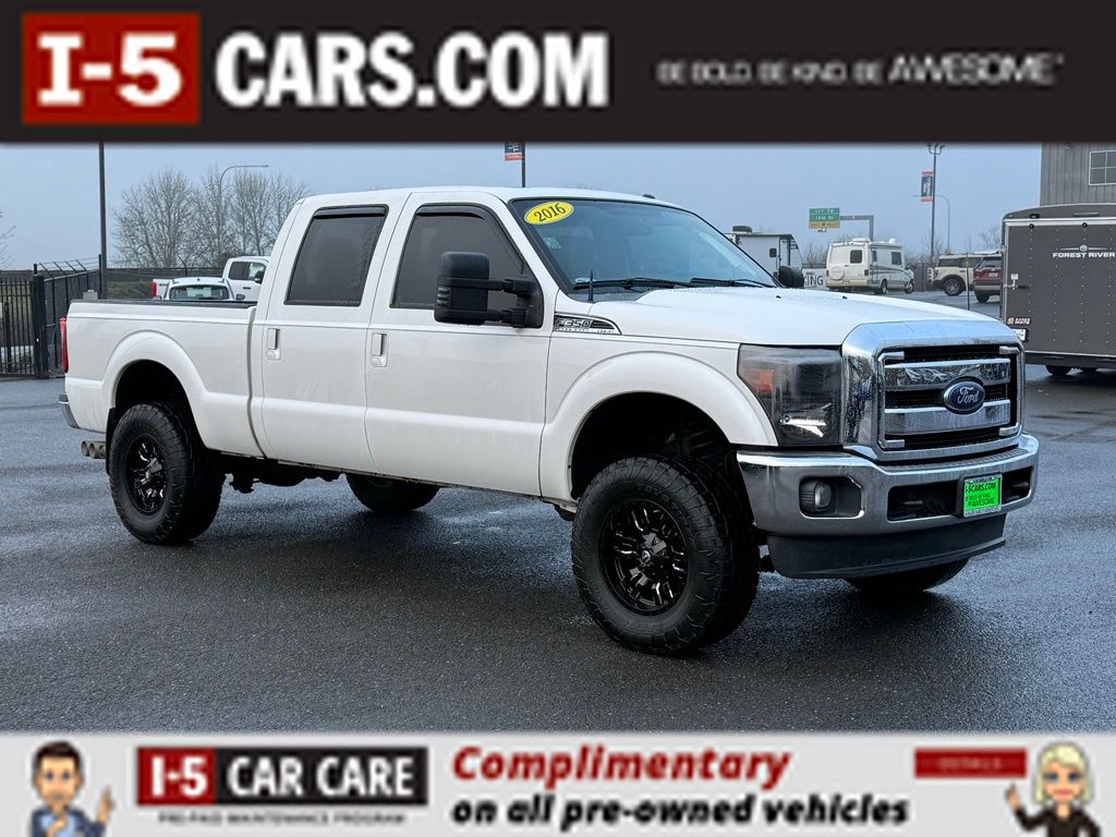 2016 Ford F-350 Super Duty Lariat Crew Cab 4WD