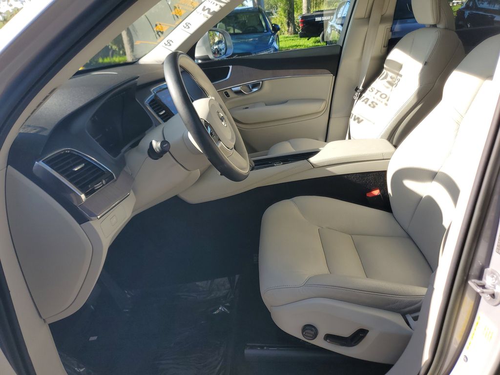 used 2023 Volvo XC90 car, priced at $33,995