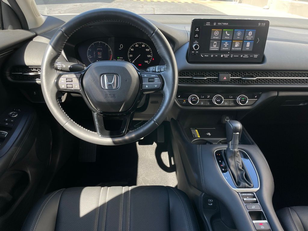 2025 Honda HR-V EX-L 10