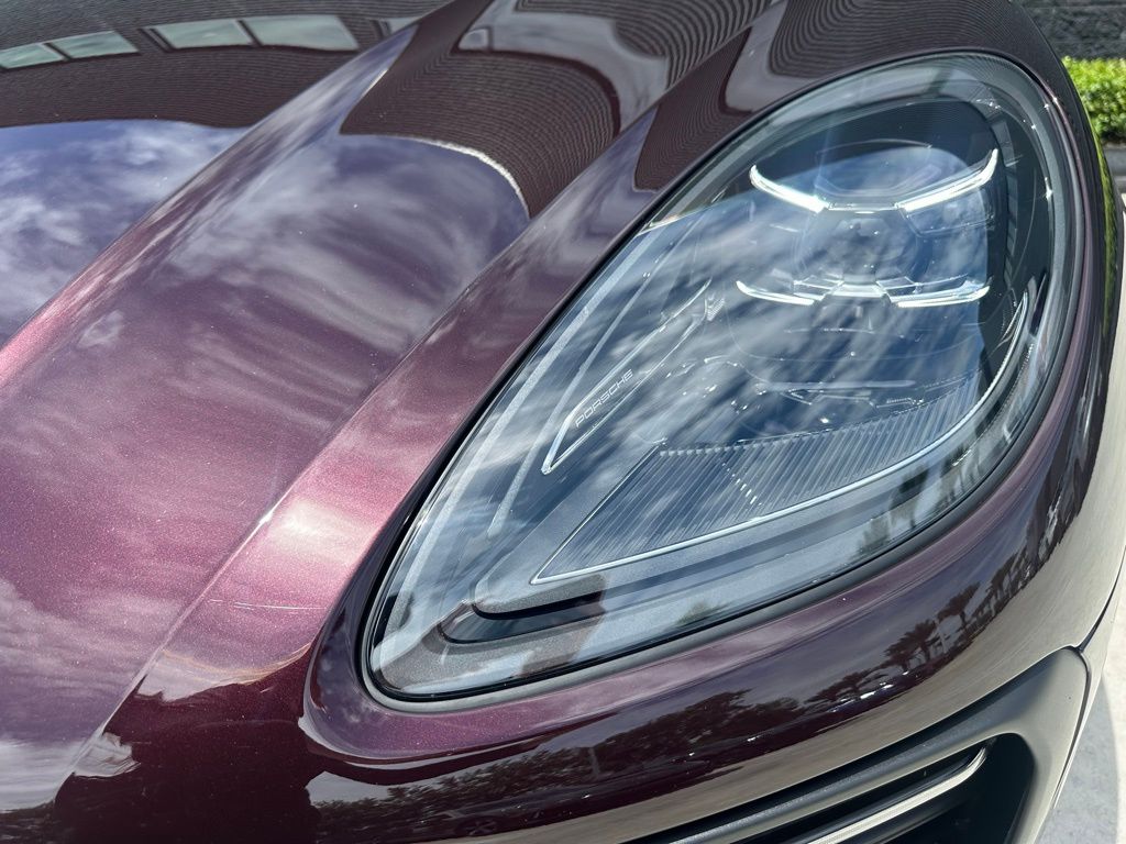 Thumbnail: 2026 Porsche Macan - 13