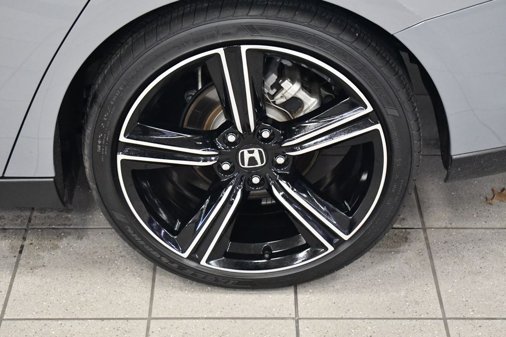 Thumbnail: 2025 Honda Accord - 13