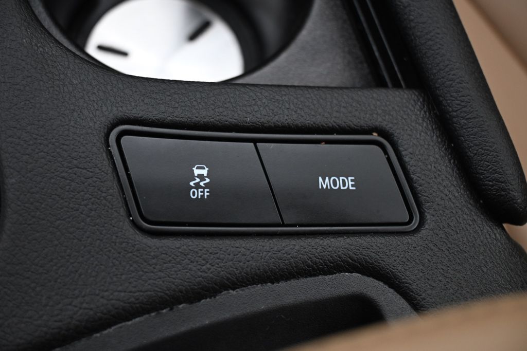 Used 2023 White Cadillac Premium Luxury image 34